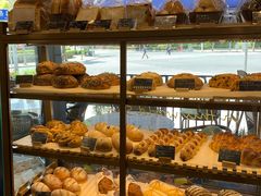 -BONBON BAKERY