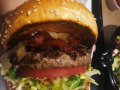 -The Habit Burger Grill 哈比特汉堡(爱琴海店)