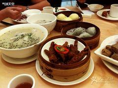 -顺峰海鲜酒楼(省府店)