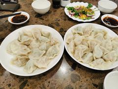 -周家大连水饺(美专校街店)