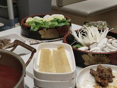 -小茉庐和牛自助火锅(龙湖万达店)