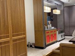 -闫府私房菜(恒隆店)