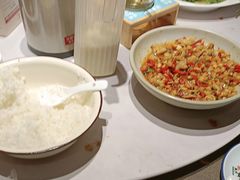 -客家大院·非遗赣南客家菜(郁孤台店)