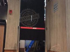 大堂-肯德基(新市百店)
