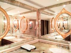 -广州富力丽思卡尔顿酒店