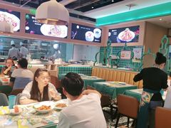 大堂-楼兰古丽·新疆拌面·清真(华阳城店)