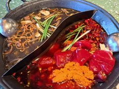 -五里关火锅(上海鑫耀·光环Live店)