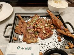 -小菜园新徽菜(宜兴八佰伴店)