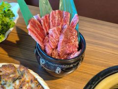 壶渍拼盘-炼火烤肉店