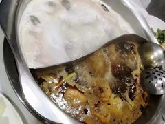 鸳鸯锅-尚品海鲜肥牛自助火锅(湖明店)