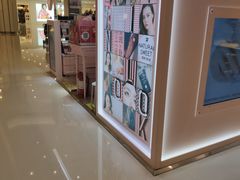 -4inlook美目美佳隐形眼镜店(恒隆广场店)