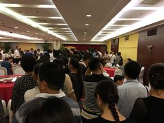 等位区-良运大酒店餐厅