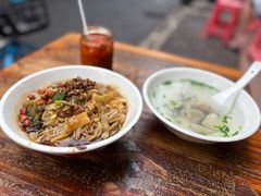 -罗家杏传统特色海南粉(人民西路总店)