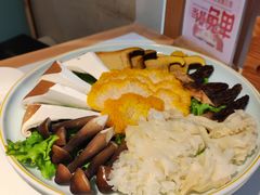 小馆山珍拼盘-黑鸡小馆(金源店)
