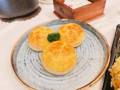 酥皮叉烧包-白天鹅宾馆-宏图府餐厅