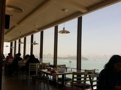 靠窗位-必胜客(海滨店)