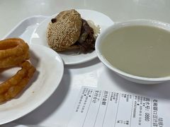 -老磁器口豆汁店(天坛店)