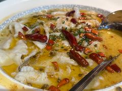 -鱼亨小鲜酸菜鱼(大信店)