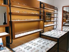 -罗伯特眼镜·蔡司官方授权(罗湖国贸店)