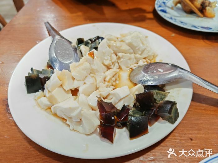 宝瑞门钉肉饼店图片