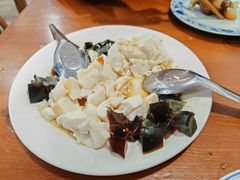 -宝瑞门钉肉饼店