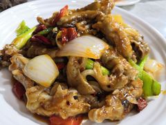 胡辣羊蹄-清真·胖妈妈手抓餐厅(定西路长城宾馆店)