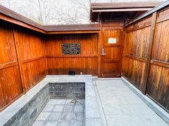 -大连步云山老汤度假山庄
