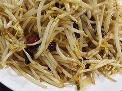-金卯白肉罩火烧