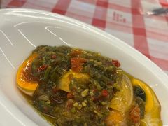 -洪霞餐馆·川菜·鲜货现炒(两江春城店)