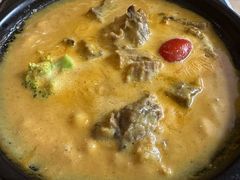 招牌咖喱牛腩煲-新世界餐厅(万达店)