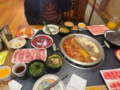 -沸炉重庆老火锅(军事博物馆店)