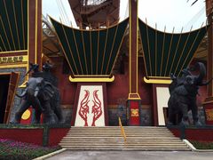 -七彩云南欢乐世界