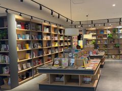 -魔方城市书房(中街益田店)