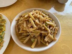 -天乐农家鱼头王(天目湖店)