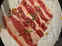 -山川小町·极番烧肉(新地假日广场店)