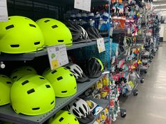 -迪卡侬(西三旗店)