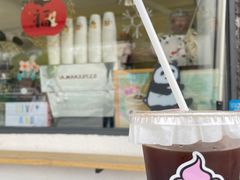 -熊猫一间店欧式奶茶铺