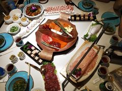 -墨居上隐·院子里火锅(峨眉店)