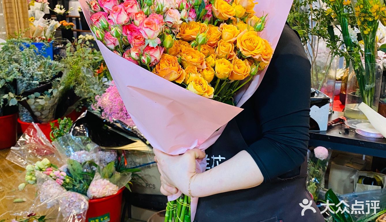 迅捷鲜花批发  《汉中门大街鲜花批发市场》
