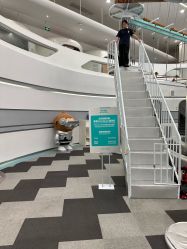-MINI MARS 移动的空间站乐园·餐饮·派对(浦东金桥店)