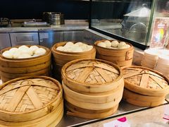 -飨食汇全日制餐厅·昆山皇冠假日酒店(九方店)