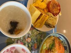 -海口绿发希尔顿酒店-田园汇贵州美食自助餐·三文鱼