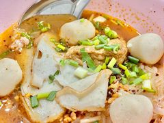 -榮泰米粉湯(Left Shop)