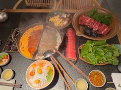 -三出山火锅(南京万象天地店)