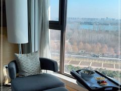 -南阳建业森林半岛假日酒店