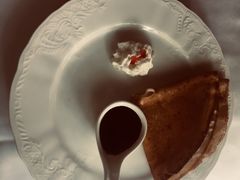 法式班戟配巧克力汁-火车头法国西餐厅