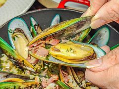 -Brut Eatery Wine Bar & Restaurant (建国东路店)