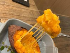 -蜜桃餐厅·伴山(湖滨商业街店)