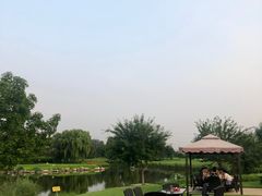 -万柳高尔夫俱乐部