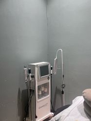 -花隐·美芙炫海菲秀皮肤管理中心